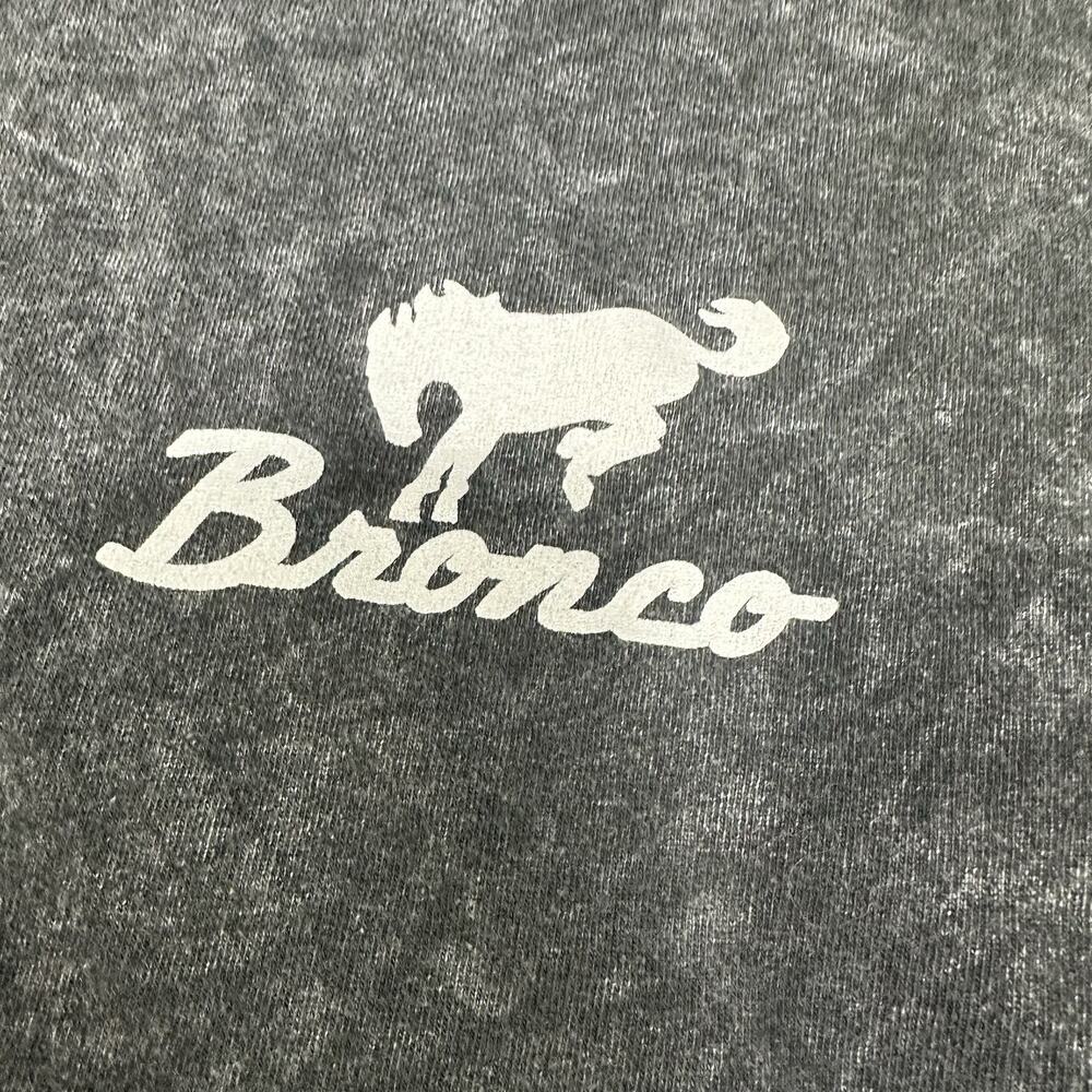 Ford Bronco T Shirt Mens Size M Black Graphic Tee Car Truck Automotive Retro